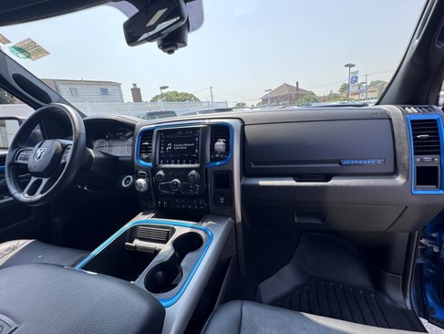 Certified 2018 RAM 1500 Sport w/ Hydro Blue Sport Package image 20