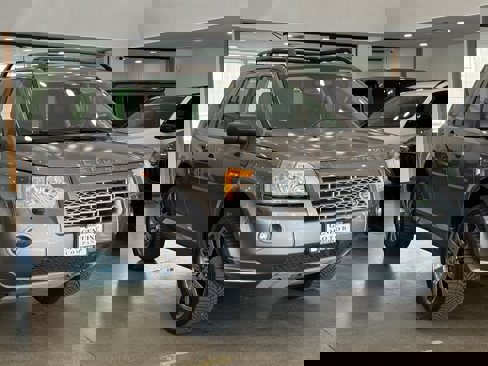 Used 2008 Land Rover LR2 HSE image 3