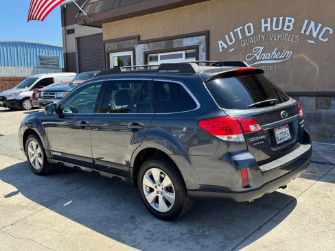Used 2011 Subaru Outback 3.6R Limited image 7