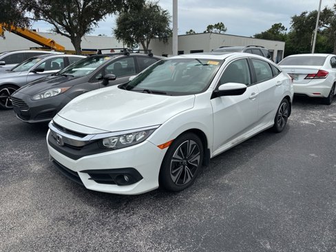 Certified 2017 Honda Civic EX-L image 3