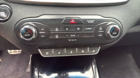 Used 2016 Kia Sorento SX w/ SXL Technology Package image 27