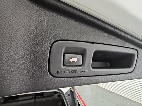 Used 2020 Honda CR-V Touring image 34