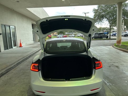 Used 2020 Tesla Model 3 image 29