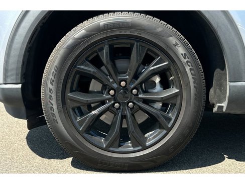 Used 2021 Ford Explorer XLT w/ Equipment Group 202A image 10