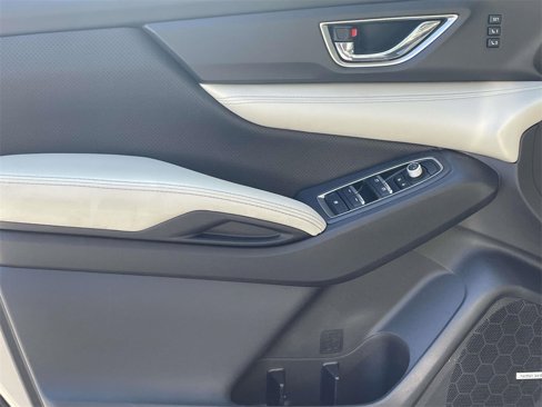 Used 2019 Subaru Ascent Limited image 15