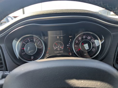 Used 2016 Dodge Challenger SXT image 26