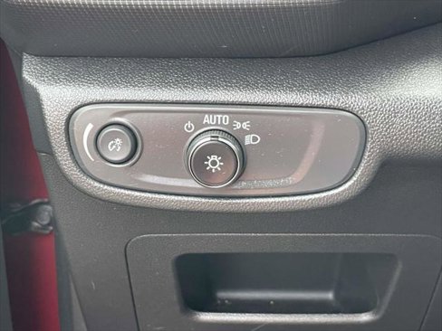 Used 2021 Chevrolet TrailBlazer LS image 16
