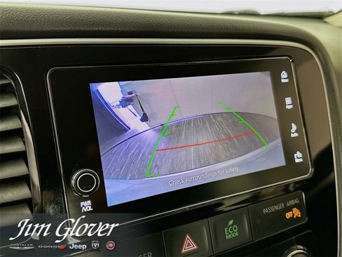 Used 2017 Mitsubishi Outlander SE image 28