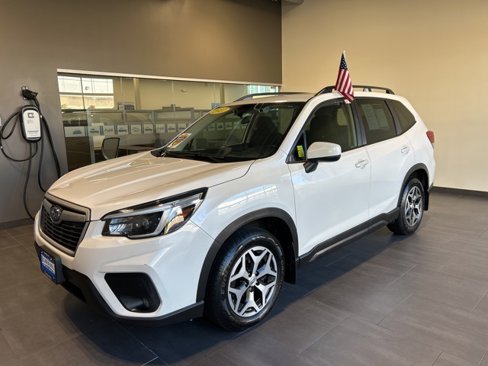 Used 2021 Subaru Forester Premium image 18