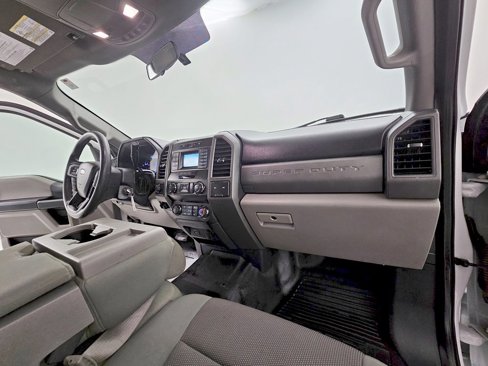 Used 2019 Ford F250 XL w/ Power Equipment Group image 11