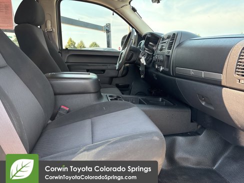 Used 2011 Chevrolet Silverado 1500 LT image 26