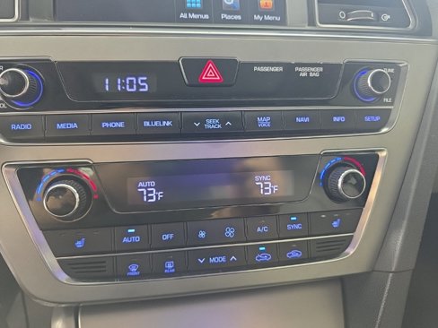 Used 2016 Hyundai Sonata Sport w/ Option Group 03 image 21