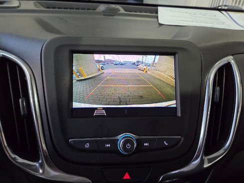 Used 2020 Chevrolet Equinox LT image 19