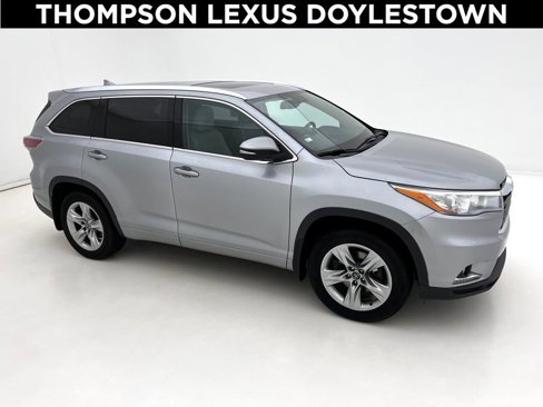 Used 2016 Toyota Highlander Limited image 1