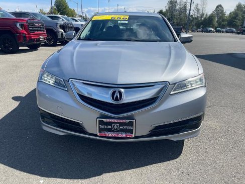 Used 2017 Acura TLX w/ Technology Package image 2