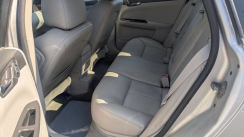 Used 2011 Chevrolet Impala LT w/ Luxury Edition Package image 37