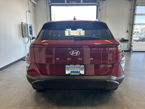 Used 2024 Hyundai Kona SEL image 4