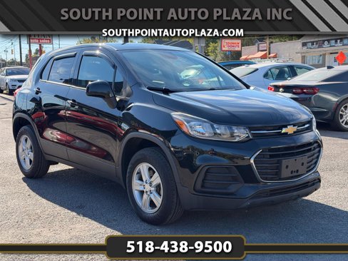 Used 2019 Chevrolet Trax LS w/ Tint and Cruise Package image 1
