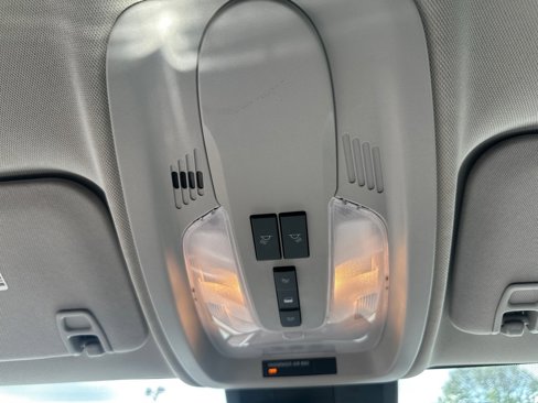 Used 2016 GMC Terrain SLE image 16