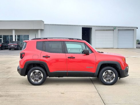 Used 2017 Jeep Renegade Sport w/ Power & Air Group image 6