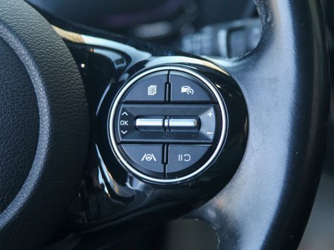Used 2023 Kia Soul EX image 16