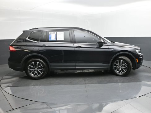 Used 2019 Volkswagen Tiguan SE w/ 3rd Row Seat Package image 7