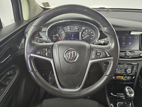 Used 2021 Buick Encore Preferred image 26