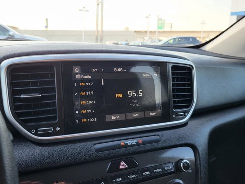 Used 2020 Kia Sportage LX image 26