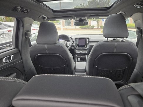 Certified 2023 Volvo XC40 Recharge Ultimate image 15