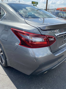 Used 2017 Nissan Altima 2.5 SR image 13