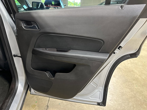 Used 2017 GMC Terrain SLE image 24
