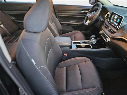 Used 2024 Nissan Altima 2.5 SV image 20