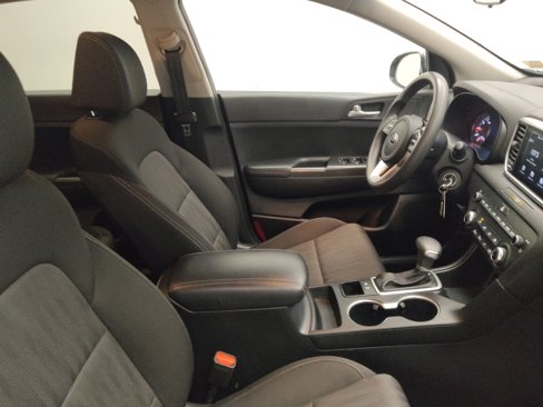 Used 2020 Kia Sportage LX image 21