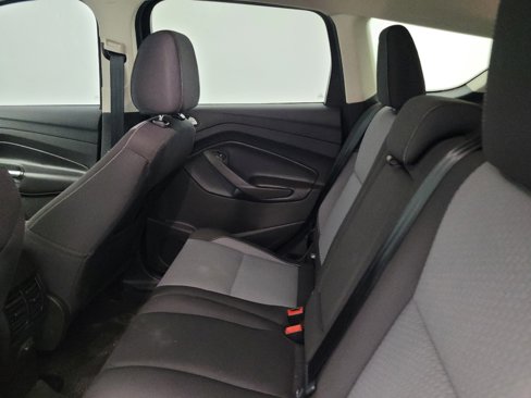 Used 2017 Ford Escape SE image 18