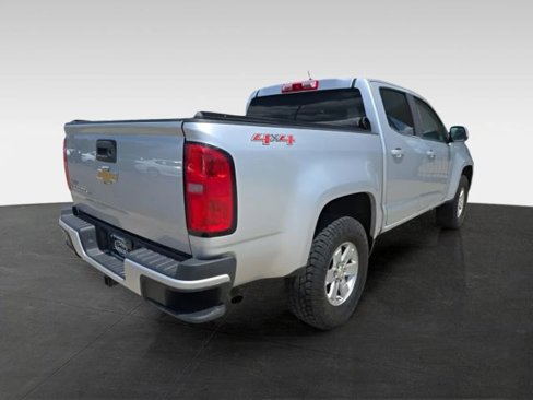 Used 2020 Chevrolet Colorado W/T w/ WT Convenience Package image 4