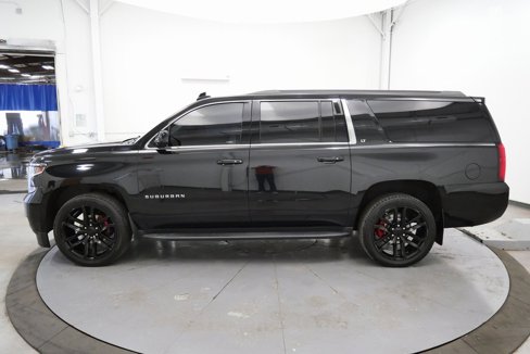 Used 2019 Chevrolet Suburban LT image 4