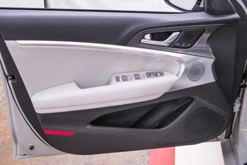 Certified 2025 Genesis G70 2.5T w/ Sport Prestige Package image 27