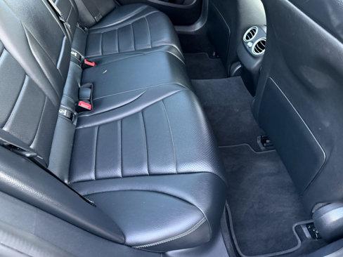 Used 2018 Mercedes-Benz C 300 4MATIC Sedan image 18
