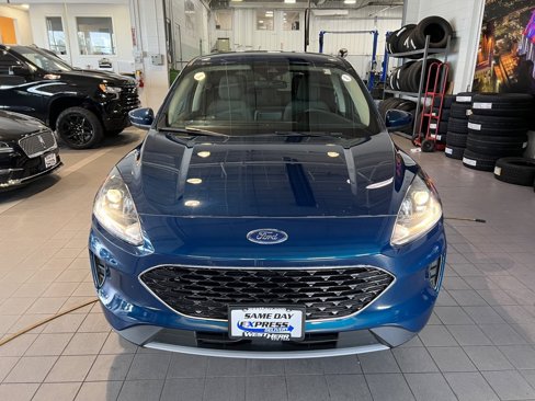 Used 2020 Ford Escape SE image 2