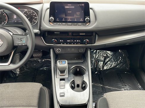 Used 2022 Nissan Rogue SV image 13