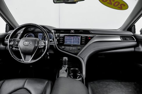 Used 2020 Toyota Camry SE image 20