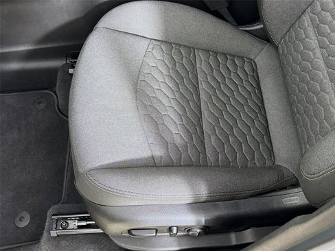 Used 2020 Chevrolet Equinox LT image 18