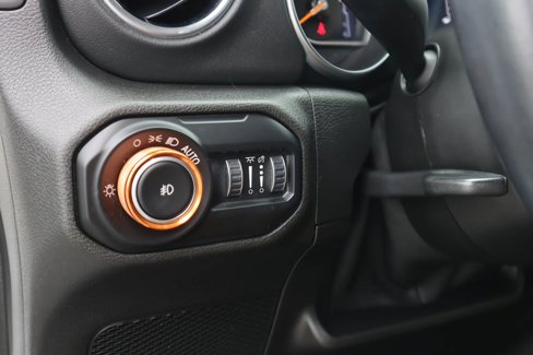 Used 2021 Jeep Wrangler Unlimited Sahara image 11