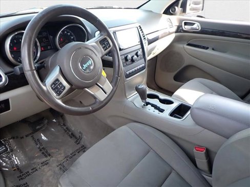 Used 2012 Jeep Grand Cherokee Laredo image 10