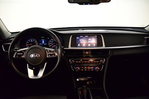 Used 2019 Kia Optima EX image 3