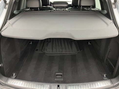 Used 2017 Porsche Macan Turbo image 40