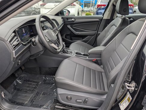 Used 2024 Volkswagen Jetta SE image 16