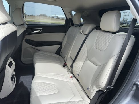 Used 2024 Ford Edge Titanium w/ Equipment Group 301A image 8