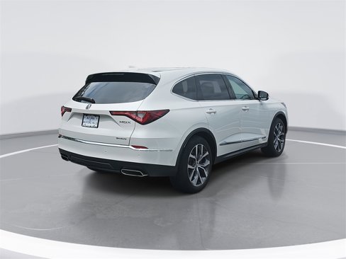 Used 2022 Acura MDX SH-AWD w/ Technology Package image 5
