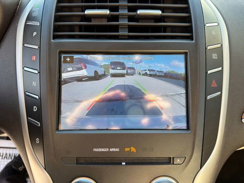 Used 2018 Lincoln MKC Select w/ Select Plus Package image 23